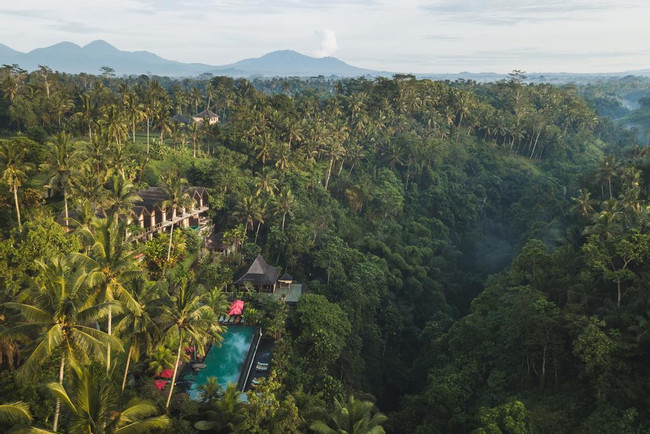 Chapung Sebali Resort & Spa photo