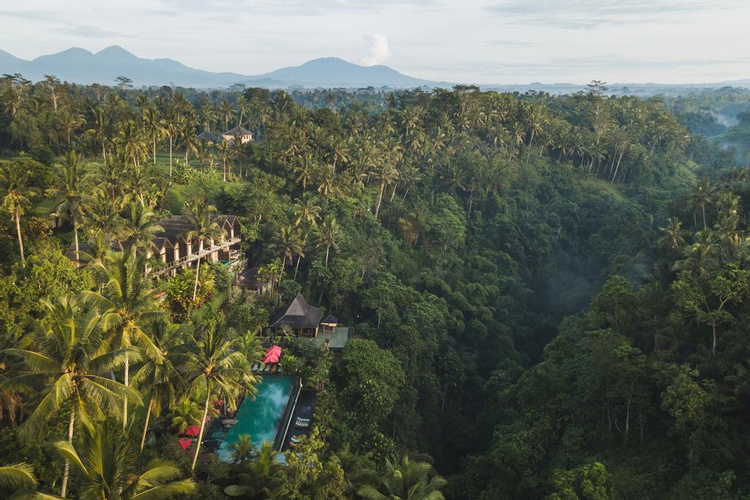 Chapung Sebali Resort & Spa photo