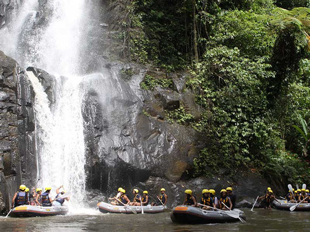 White Water Rafting photo 3