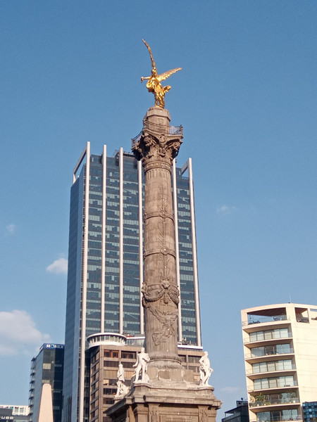 Avenida Paseo de la Reforma photo 2