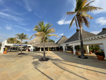 Huatulco International Airport HUX photo 2