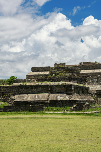 Monte Alban photo 3