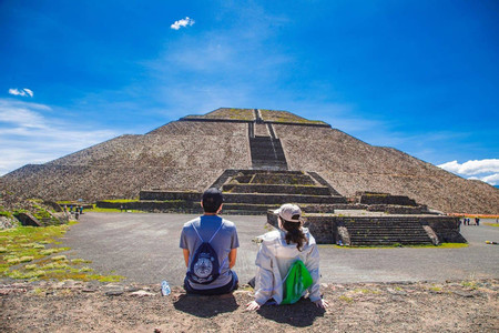 Balloons, Pyramids & Ancient Traditions in Teotihuacán photo 3