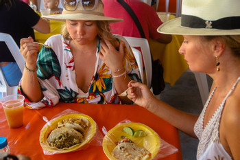 Puerto Morelos Local Food Tour: Tacos, Tlacoyos & Tradition