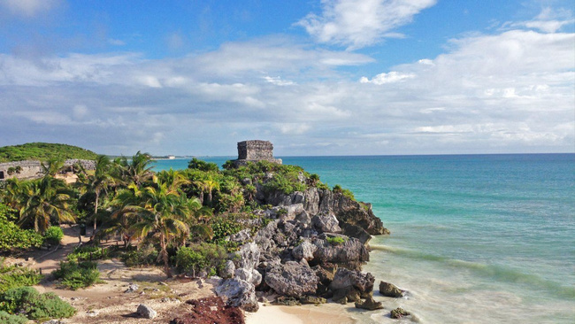 Explore the Ancient City of Tulum Photo