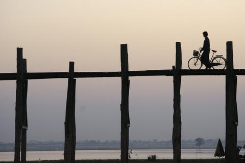 Mandalay Bike Tour