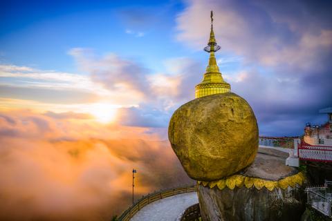 Golden Rock, Bago & Kyaiktiyo Myanmar