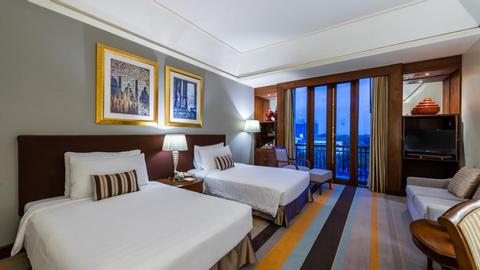 Chatrium Hotel Royal Myanmar