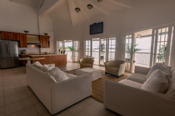 Tropical Suites