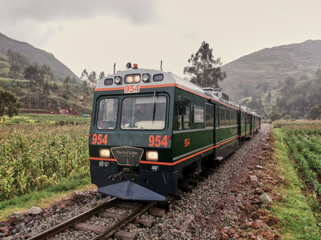 The 360° - Aguas Calientes to Ollantaytambo