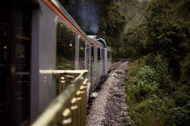 The First Class Bimodal- Machu Picchu to Cusco