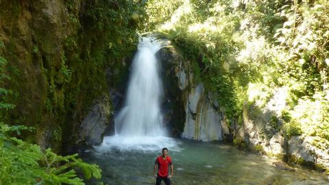 Caminata a la Cascada Mandor