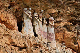 Karajía Sarcophagi & Quiocta Caves Full-Day Tour