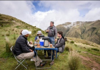Llama Hike at Piuray Lagoon & Chinchero Cultural Experience photo 3