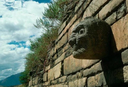 Full Day Tour to Chavin de Huantar Archaelogical Complex photo 2