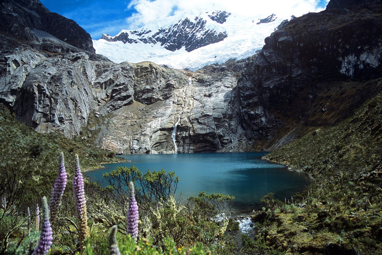 Trip from Huaraz to Lima with visit to Caral Ruins on route