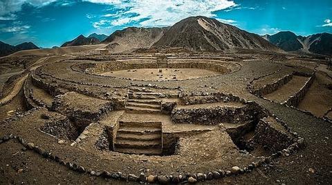 Trip from Huaraz to Lima with visit to Caral Ruins on route Peru