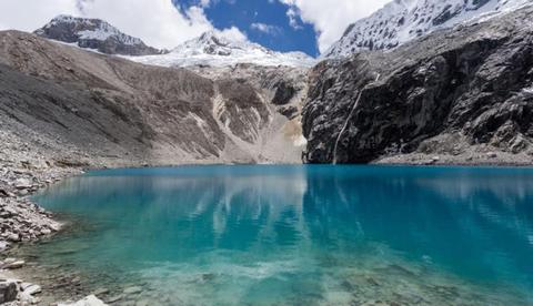 Trekking to Lagoon 69 Peru