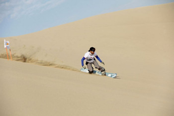 Dune Buggy Ride and Sandboarding in Huacachina  photo 2