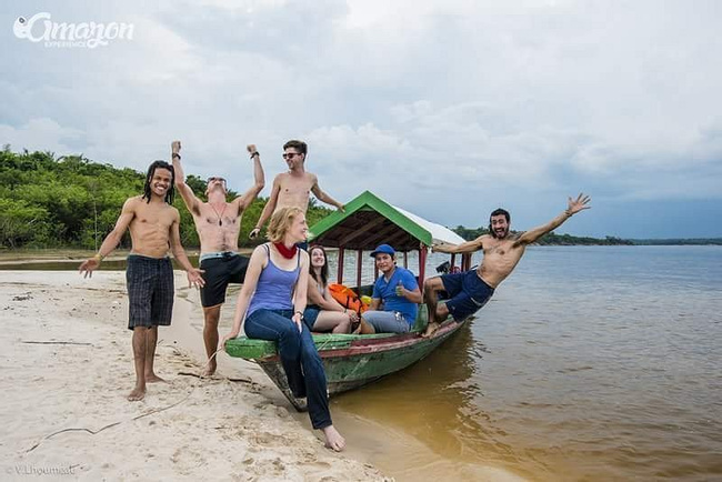Full Day Amazon River with Monkey Island Photo
