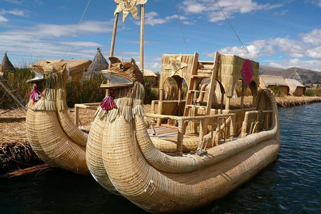 Uros Floating Islands Half Day Tour photo 2