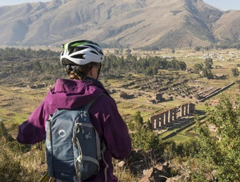 Raqchi Cultural Experience: Inca Heritage, Pottery & Andean Traditions photo 2