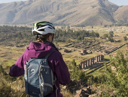 Raqchi Cultural Experience: Inca Heritage, Pottery & Andean Traditions photo 2