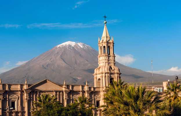 Amazing Peaks and Majestic Ruins, Peru