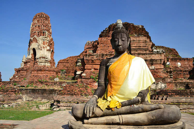 Full Day lesser-known Bangkok and Ayutthaya with Lunch: Boating and cycling in Koh Kret & best temples of Ayutthaya photo