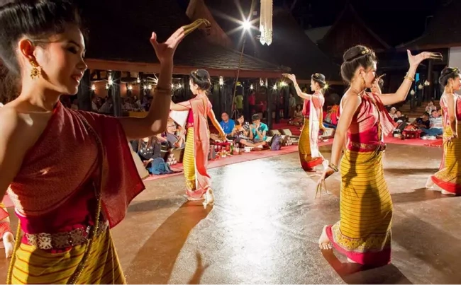 Evening Khantoke Dinner at Old Chiangmai Cultural Center Photo