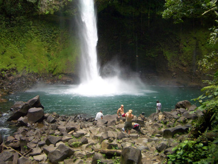 2 in 1 La Fortuna Waterfall and Volcano Hike photo 3