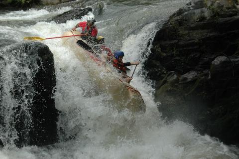 Tenorio River Rafting Class III/IV Costa Rica