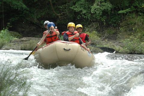 Tenorio River Rafting Class III/IV Costa Rica