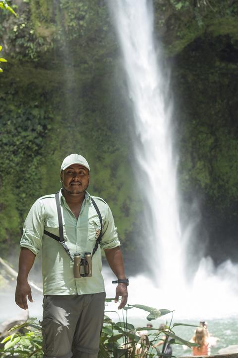 3-in-1 Safari Float, La Fortuna Waterfall, and Chocolate Tour Costa Rica
