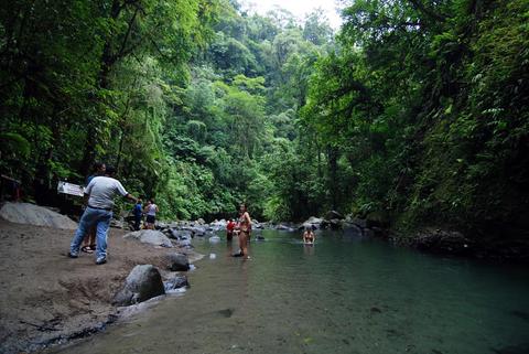 Arenal 4 in 1 Hanging Bridges & Baldi Hot Springs Costa Rica