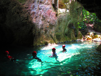 Cueva Actun Tunichil Muknal photo 4