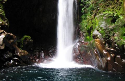 Combo de Aventura Guachipelin de un día Costa Rica