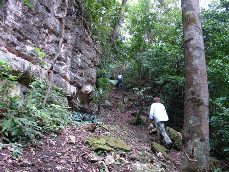 Aguateca One-Day Tour photo 2