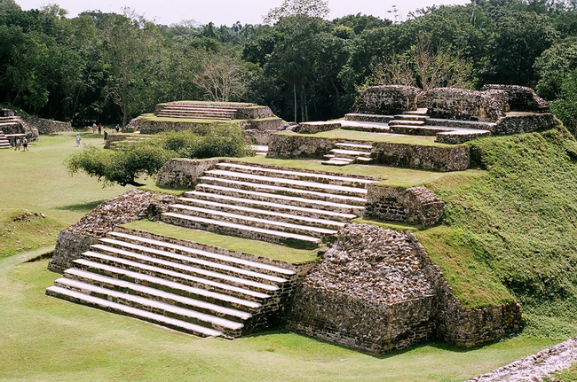 Templos Altun Ha Photo