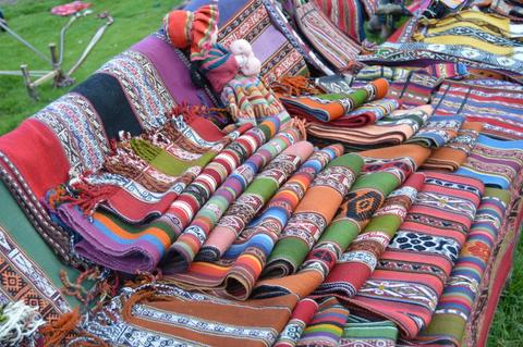 Amaru Community, Llama Farm and Pisaq Market Peru