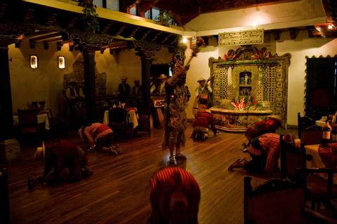 Antigua with Dinner Entertainment