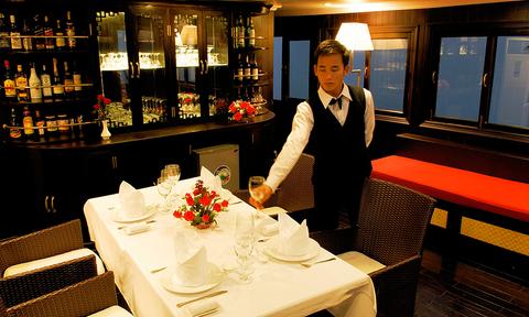 Bhaya Overnight Cruise Vietnam