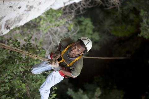 Aventura Descenso en el Gran Agujero Azul