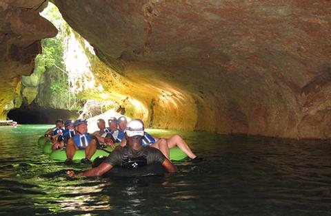 Cave Tubing and Xunantunich Maya Ruin Belize