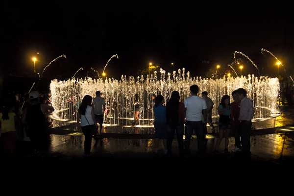 City Night and Fountains of Lima