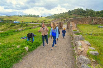 Tour por la Ciudad y Ruinas Cercanas photo 2