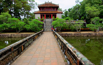 Hue city tour full day  photo 5