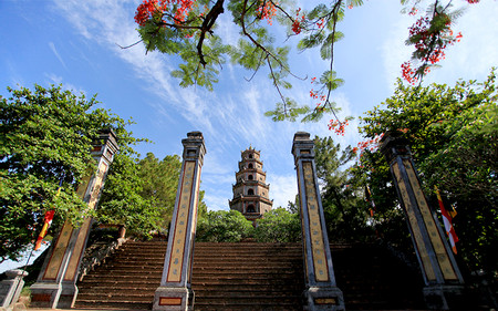 Hue city tour full day  photo 3