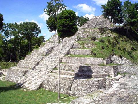 Collective Yaxha and Topoxte Guatemala