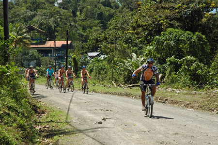 Combo Biking and Kayaking at the Arenal Lake photo 3